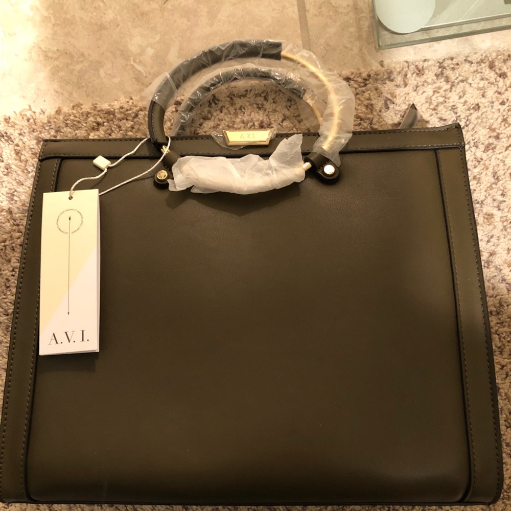 A.V.I. Purse